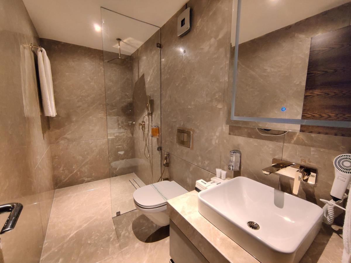 Leela Resort, The Exotic Boutique Hotel - Pure Veg Mahābaleshwar Eksteriør bilde