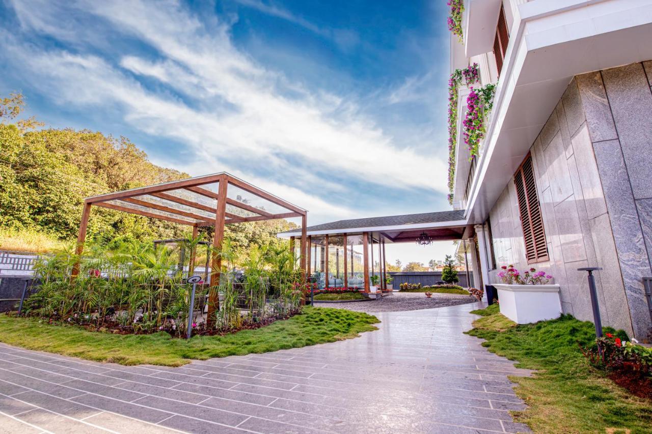 Leela Resort, The Exotic Boutique Hotel - Pure Veg Mahābaleshwar Eksteriør bilde