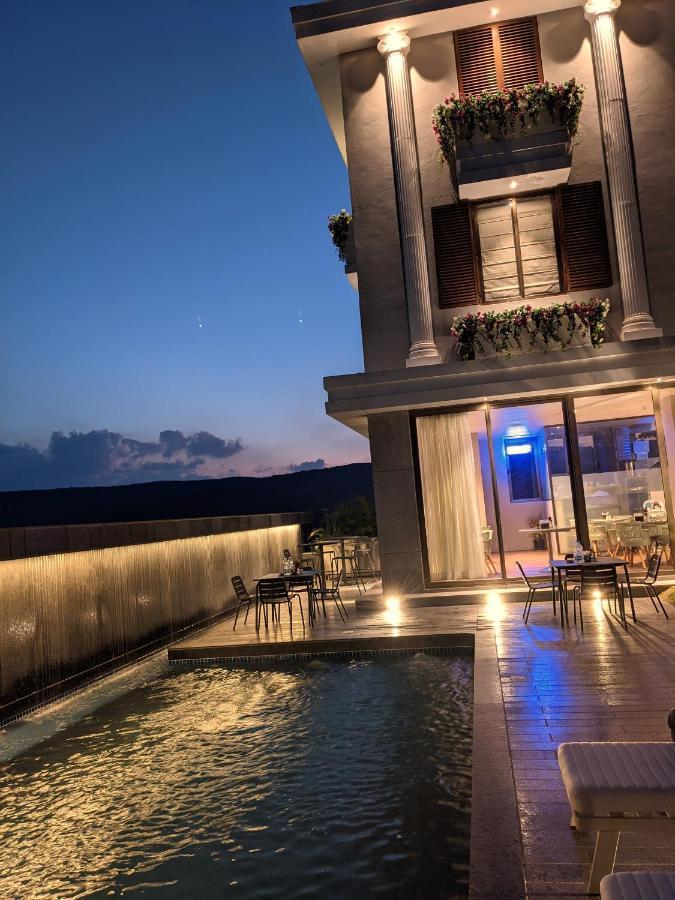 Leela Resort, The Exotic Boutique Hotel - Pure Veg Mahābaleshwar Eksteriør bilde