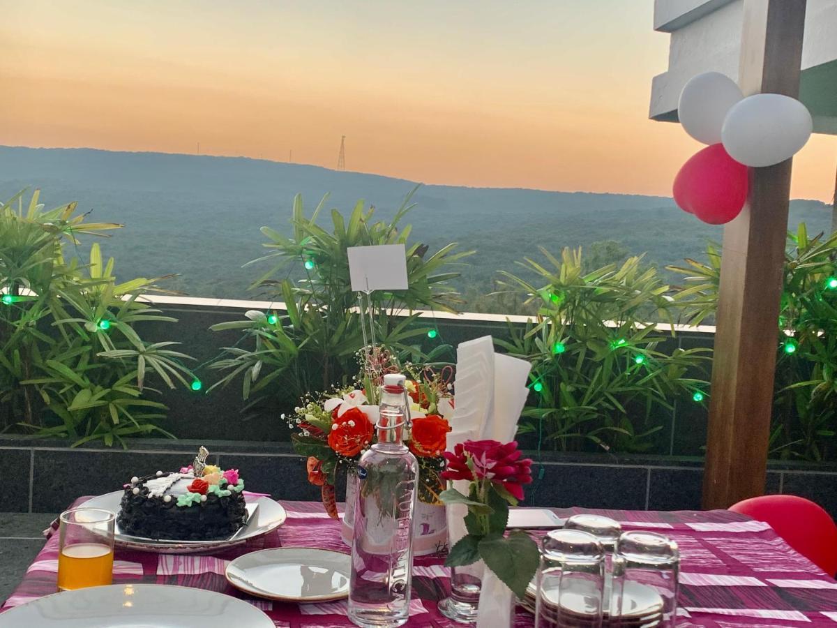 Leela Resort, The Exotic Boutique Hotel - Pure Veg Mahābaleshwar Eksteriør bilde