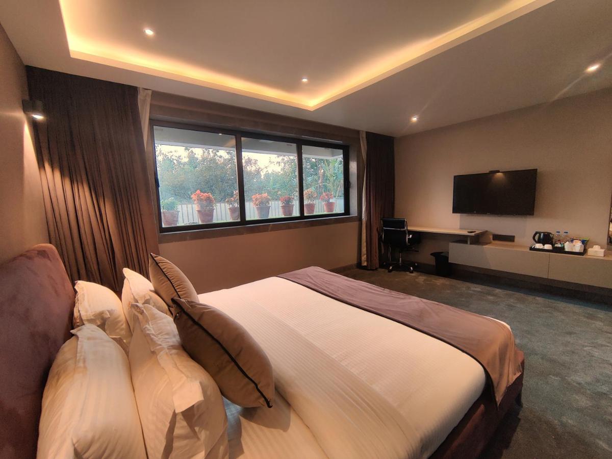 Leela Resort, The Exotic Boutique Hotel - Pure Veg Mahābaleshwar Eksteriør bilde