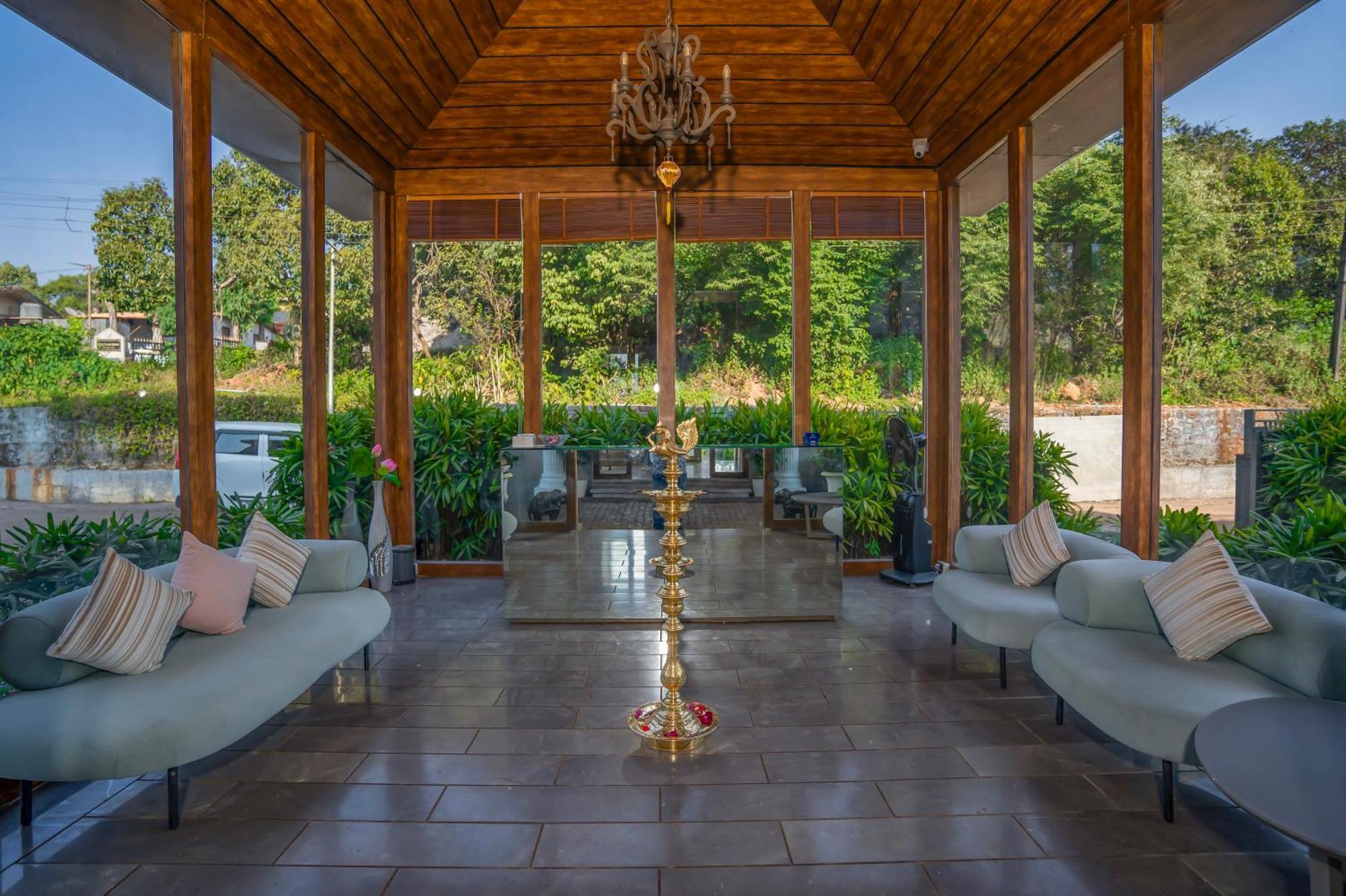 Leela Resort, The Exotic Boutique Hotel - Pure Veg Mahābaleshwar Eksteriør bilde
