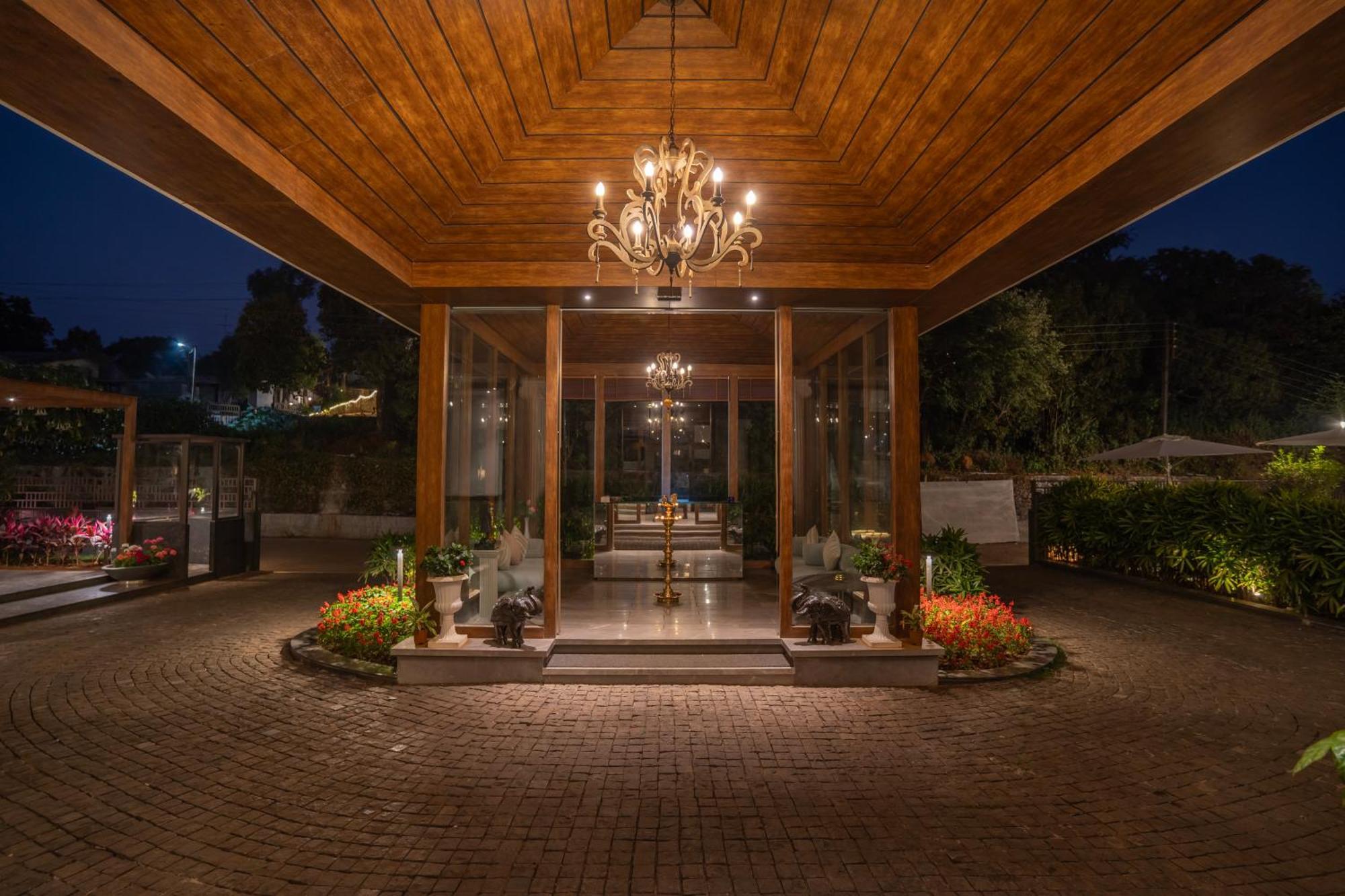 Leela Resort, The Exotic Boutique Hotel - Pure Veg Mahābaleshwar Eksteriør bilde