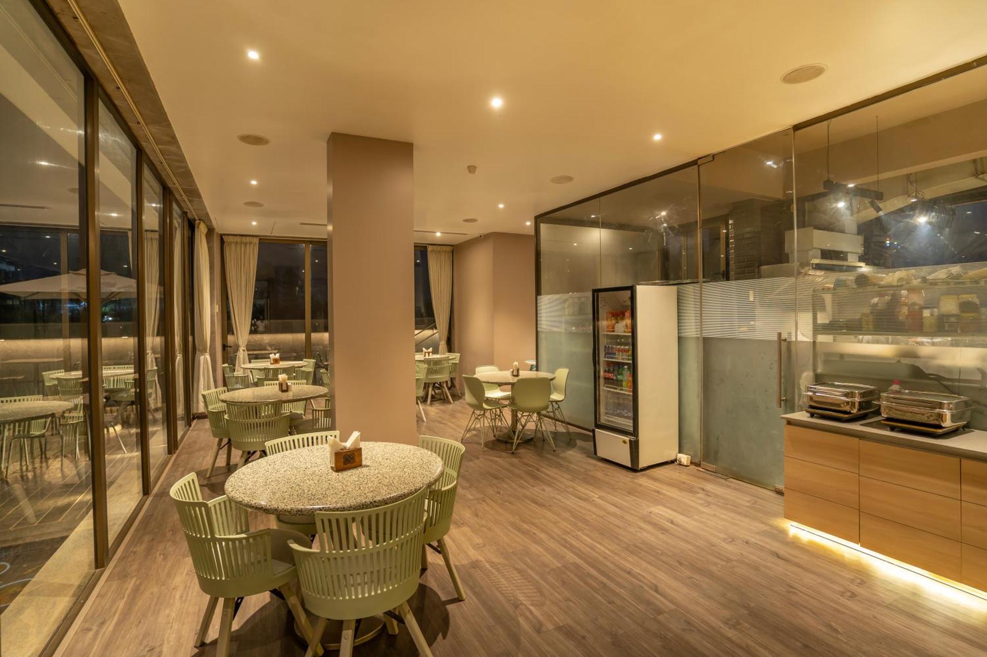 Leela Resort, The Exotic Boutique Hotel - Pure Veg Mahābaleshwar Eksteriør bilde